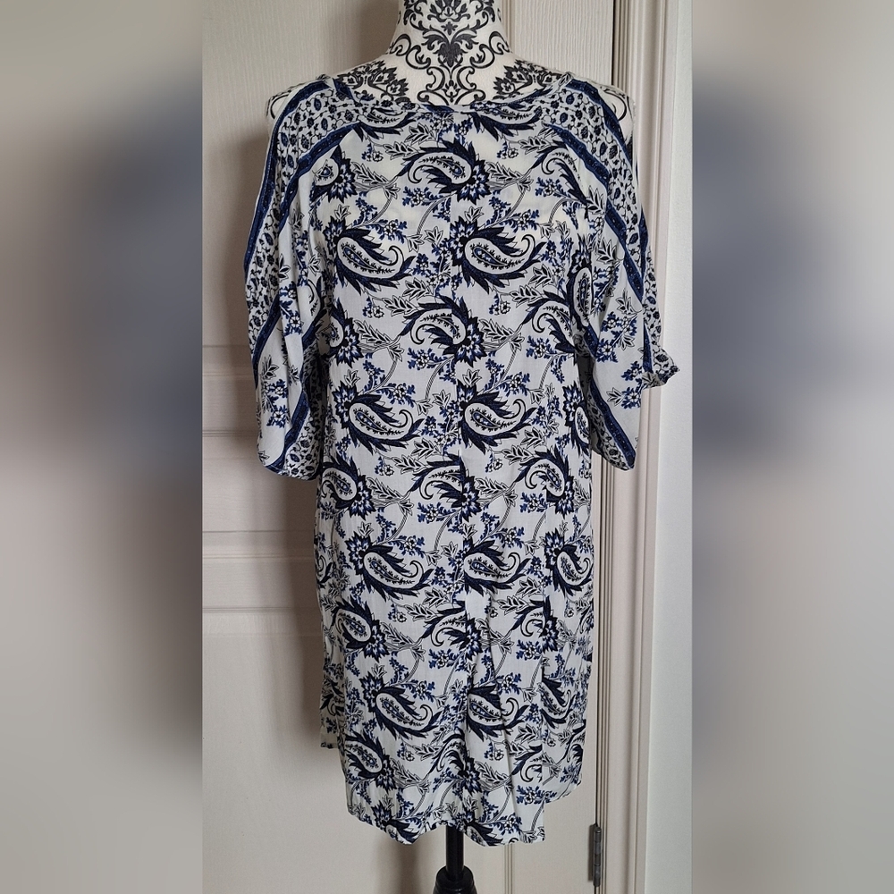 Reborn XL Blue and White Paisley Tunic